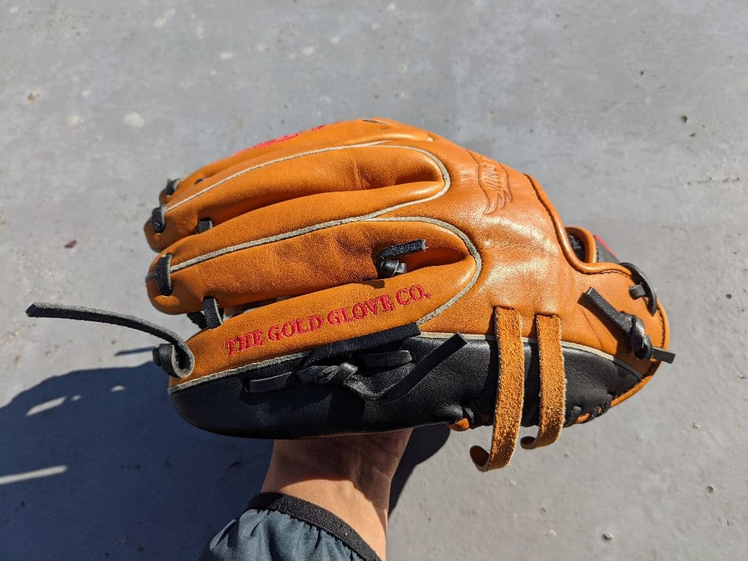 ローリングス　投手用　軟式用グラブ