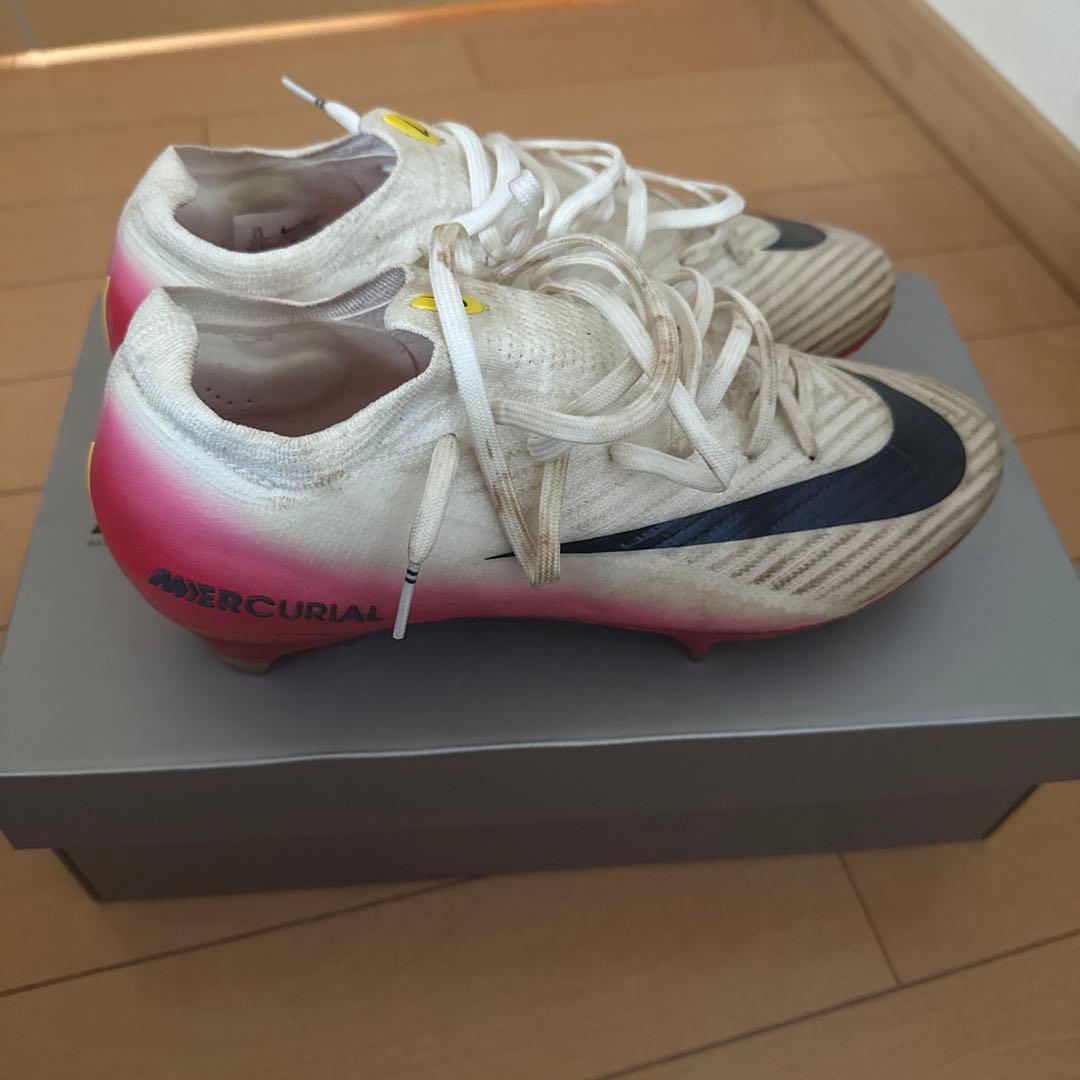 Nike Mercurial サッカーシューズ ホワイト/ピンク