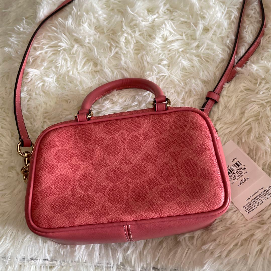 本日限定価格COACH x PEANUTS LUCY ショルダーバッグ新品未使用