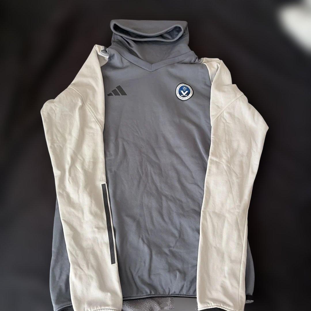 環太平洋大学IPUサッカー部練習ウェア