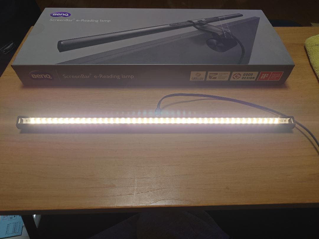 BenQ ScreenBar e-Reading lamp モニター掛け式ランプ