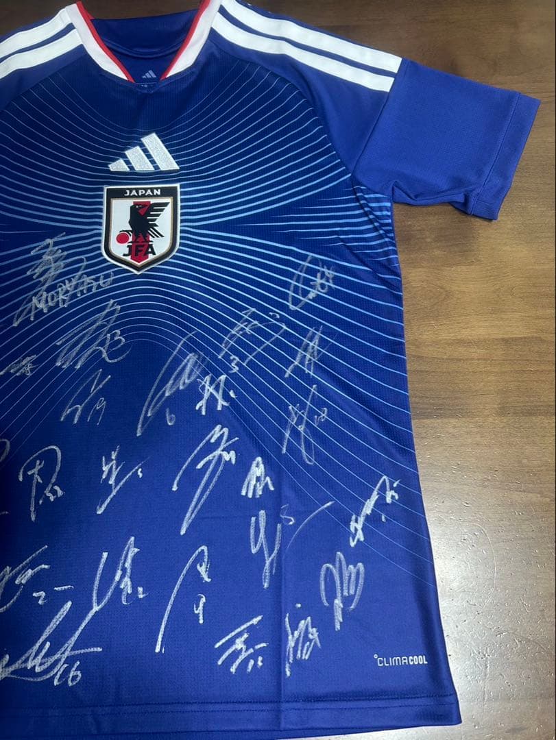 サッカー　日本代表　ユニホーム