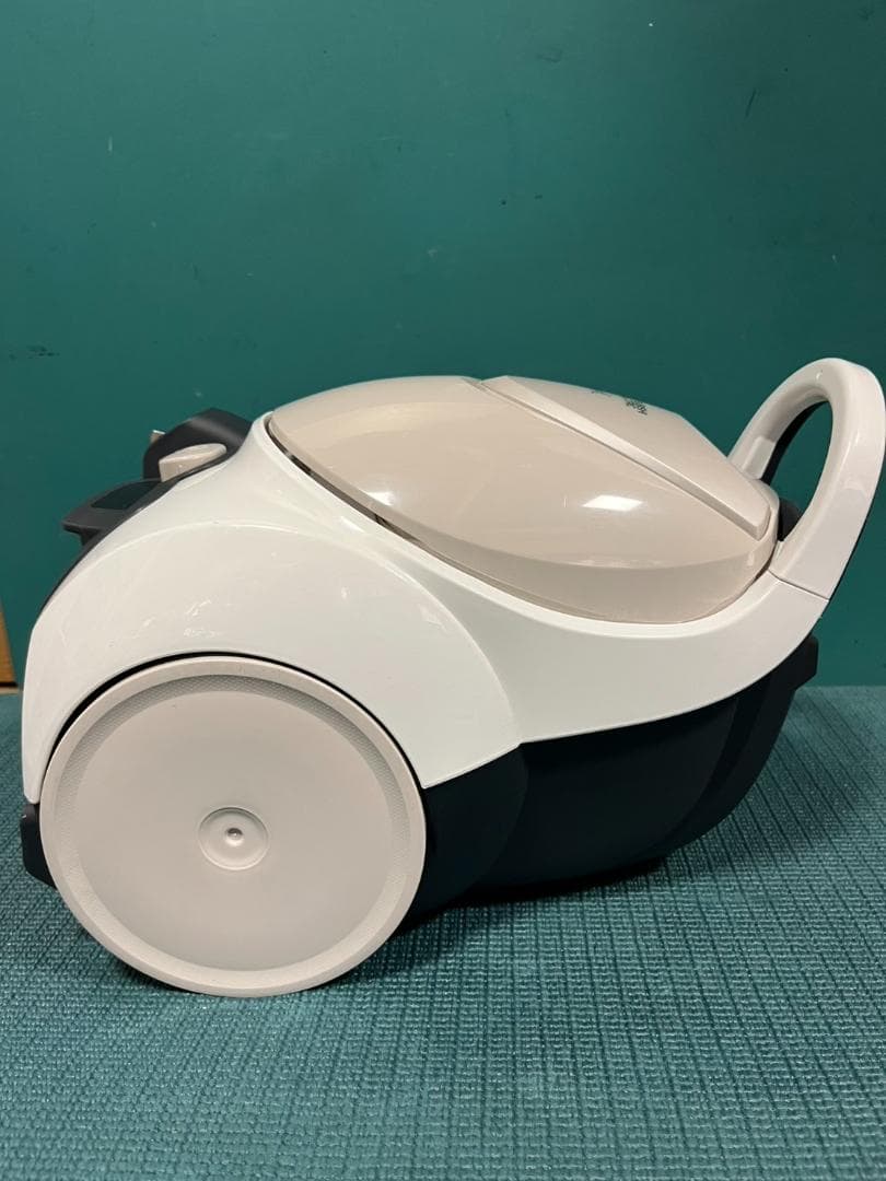 MITSUBISHI 掃除機 TC-FJ2B-C 紙パック式　2022年製