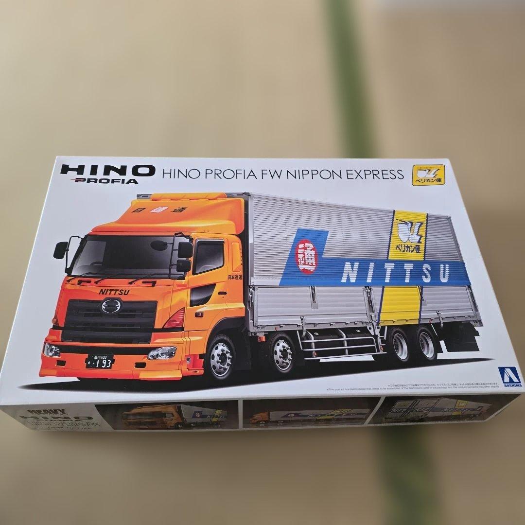 HINO PROFIA FW NIPPON EXPRESS プラモデル