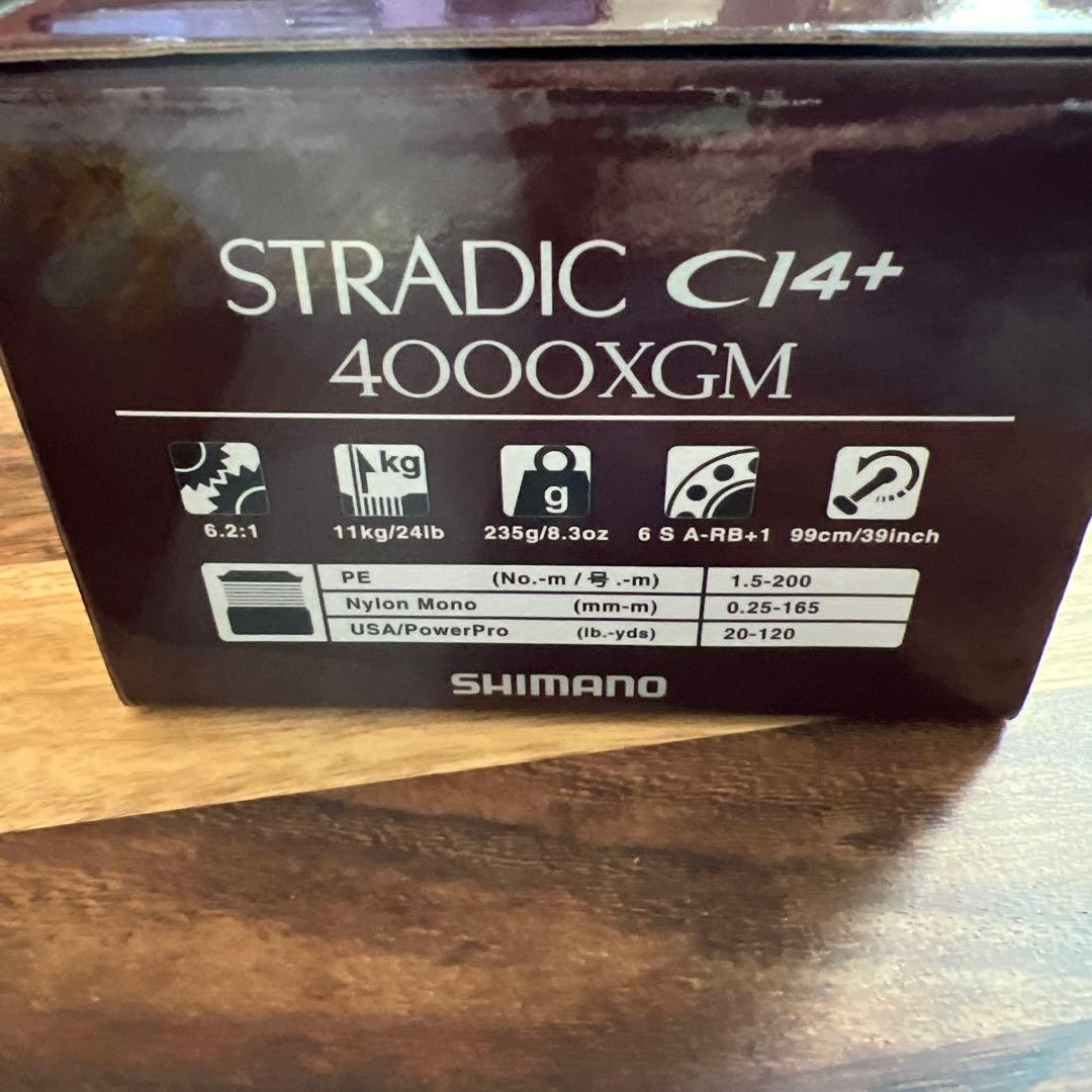 【未使用品】シマノ STRADIC CI4+ 4000XGM