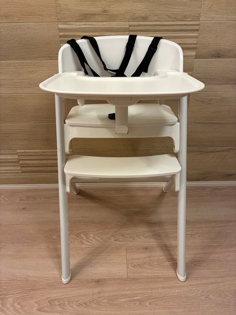 NOVUS ホワイト ベビーチェア 調整可能