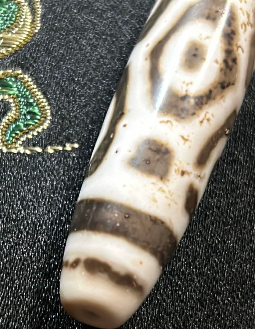 龍眼天珠　ハンドメイド品／送料込　匿名発送／チベット　天珠　お守り