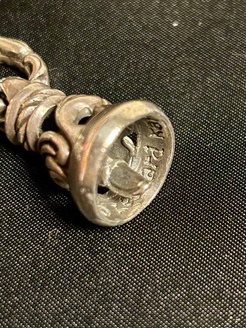 レナード・カムホート　クレーンベル　キングベイビー　ペンダントトップ　2個セット