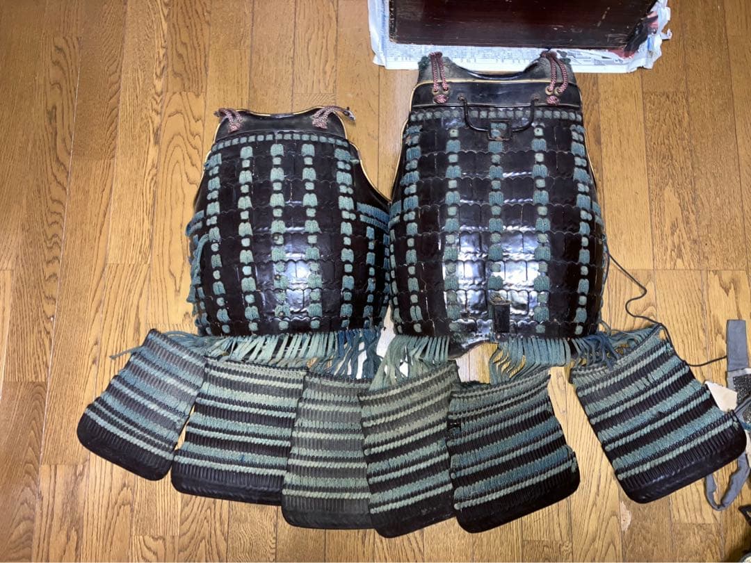 江戸中期以降の甲冑一式　お買い得