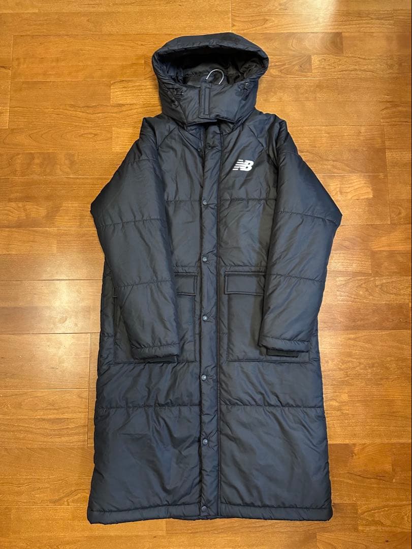 new balance ベンチコート