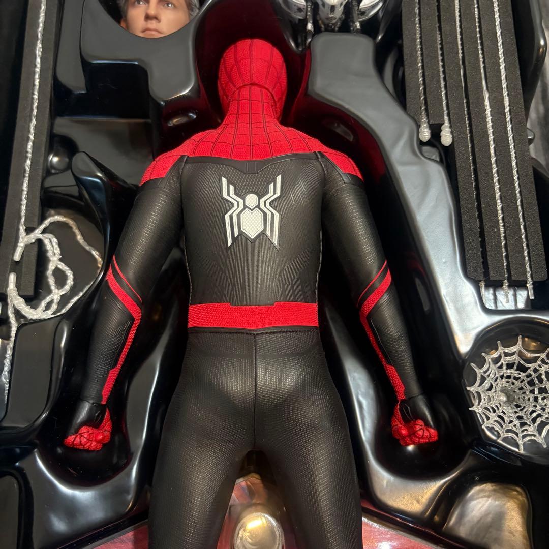 【未使用級極美品】HOTTOYS スパイダーマン アップグレードスーツ