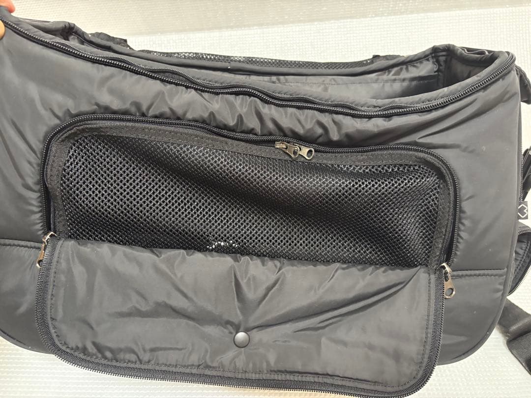 【未使用】SSOOOK スリングバッグ Mサイズ (左)黒