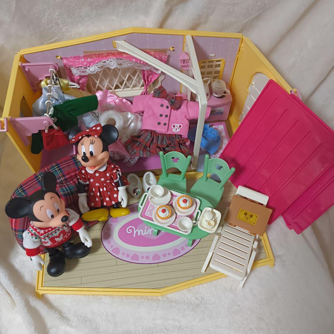 ミッキーミニーディズニーファッションクラブ　タカラ着せ替え人形　森の小さなホテル