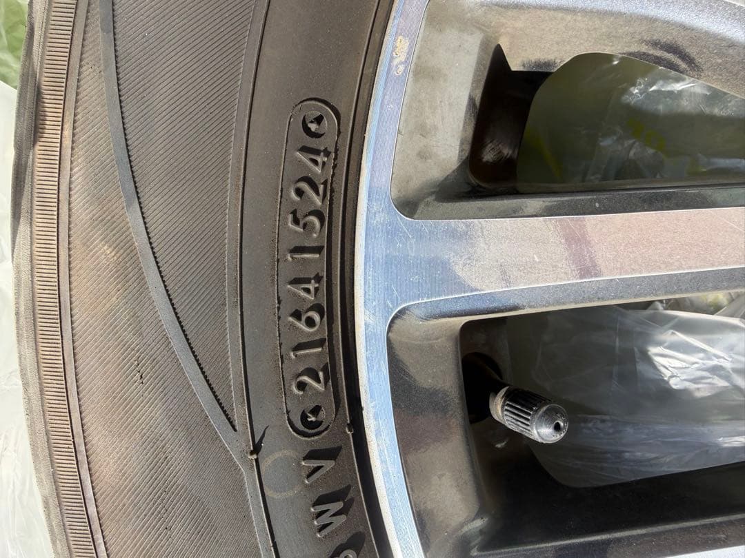 k*p様 セレナC26後期純正ホイール