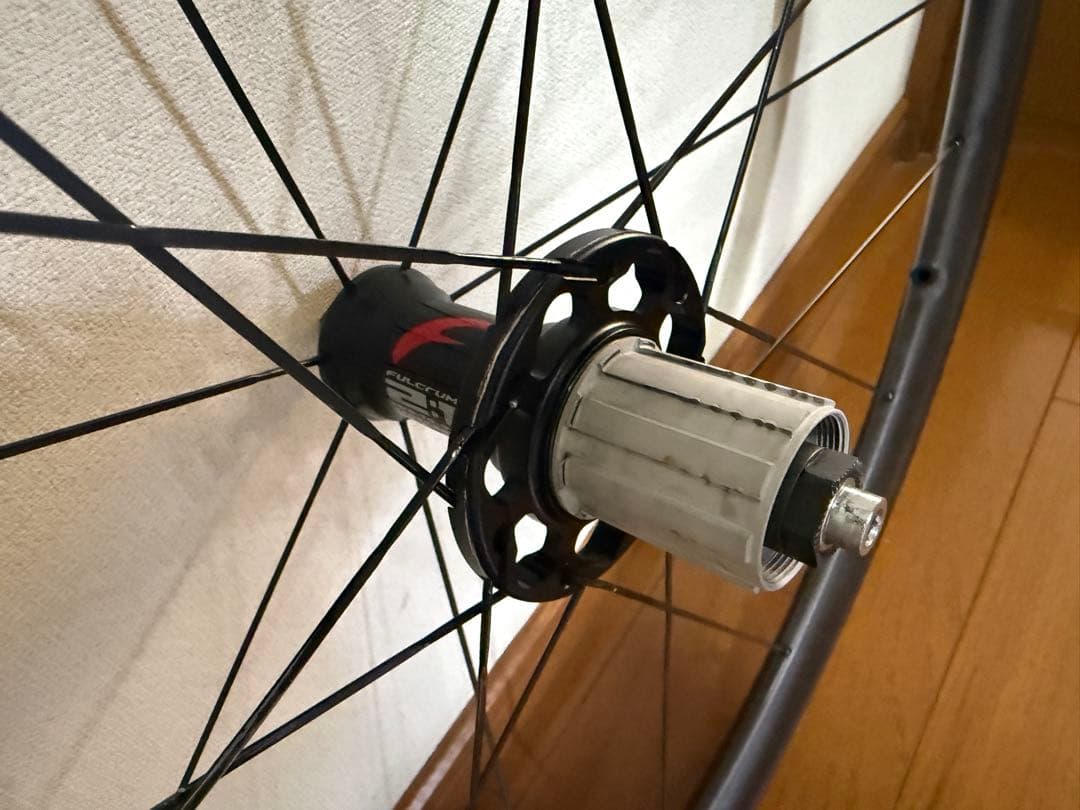 フルクラム　レーシングクワトロカーボン　AC3 リムブレーキ　2way-fit