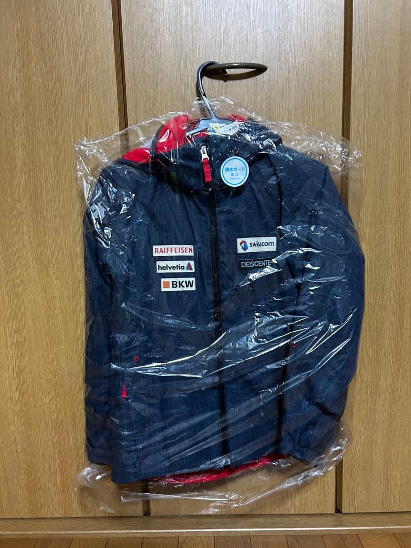 『美品』値下げしました。DESCENTE スキーウェア 子ども用 150サイズ