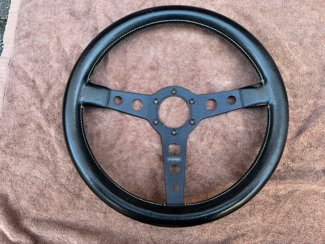 MOMO Prototipoプロトタイプ ステアリング 当時物90年代 35パイ