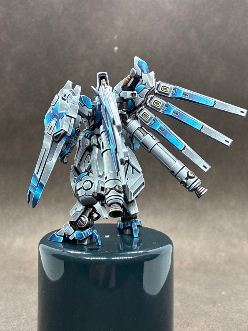 ガンダム アーティファクト Hi-νガンダム 塗装完成品