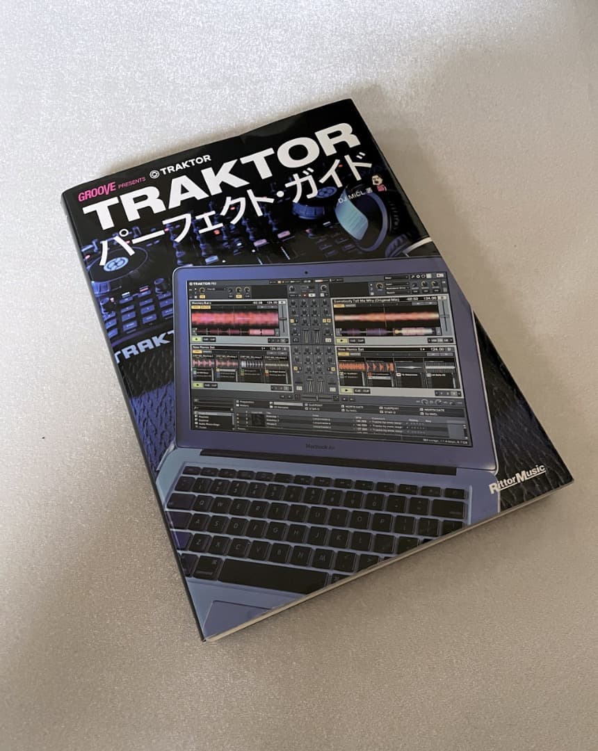 TRAKTOR KONTROL S4 MK2 4チャンネル ほぼ未使用 オマケ付