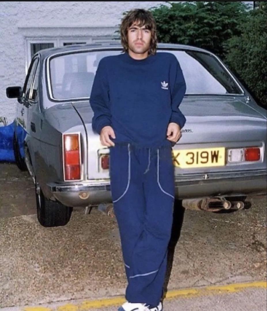 adidas スウェット　リアムギャラガー着用oasis