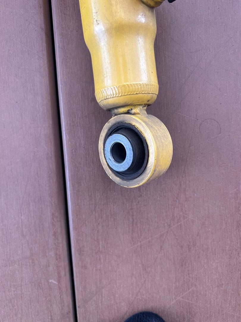 HA36S KYB ローファースポーツ