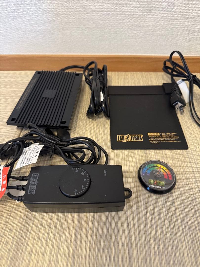 Exo Terra 中型飼育ケージ ヒーター付き