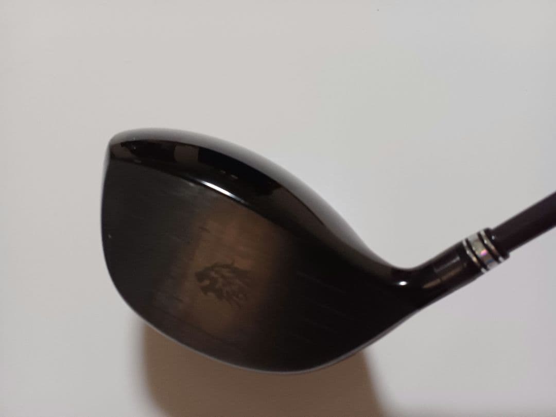 エミリットバハマCV8赤デラマックス　プレミアム　UX D-4SR ヘッドカバー