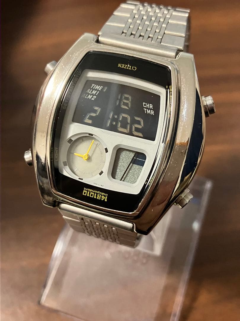 citizen independent アナデジ　稼働品