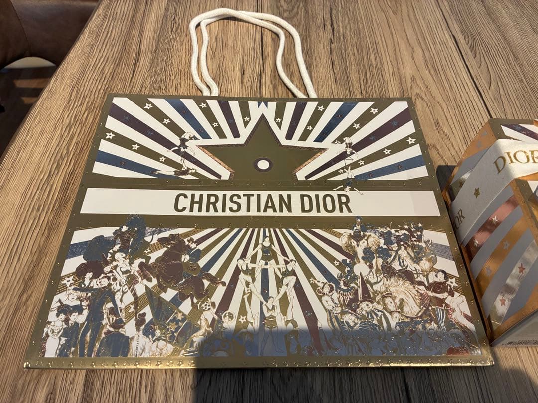 【箱&ショッパー付き】DIOR クリスマスコフレ　ホリデーオファー　ギフトセット