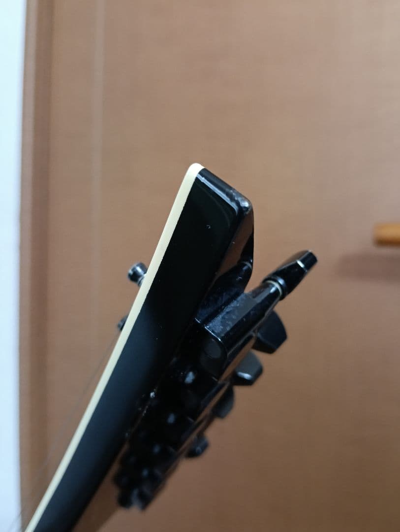 布袋寅泰ギター