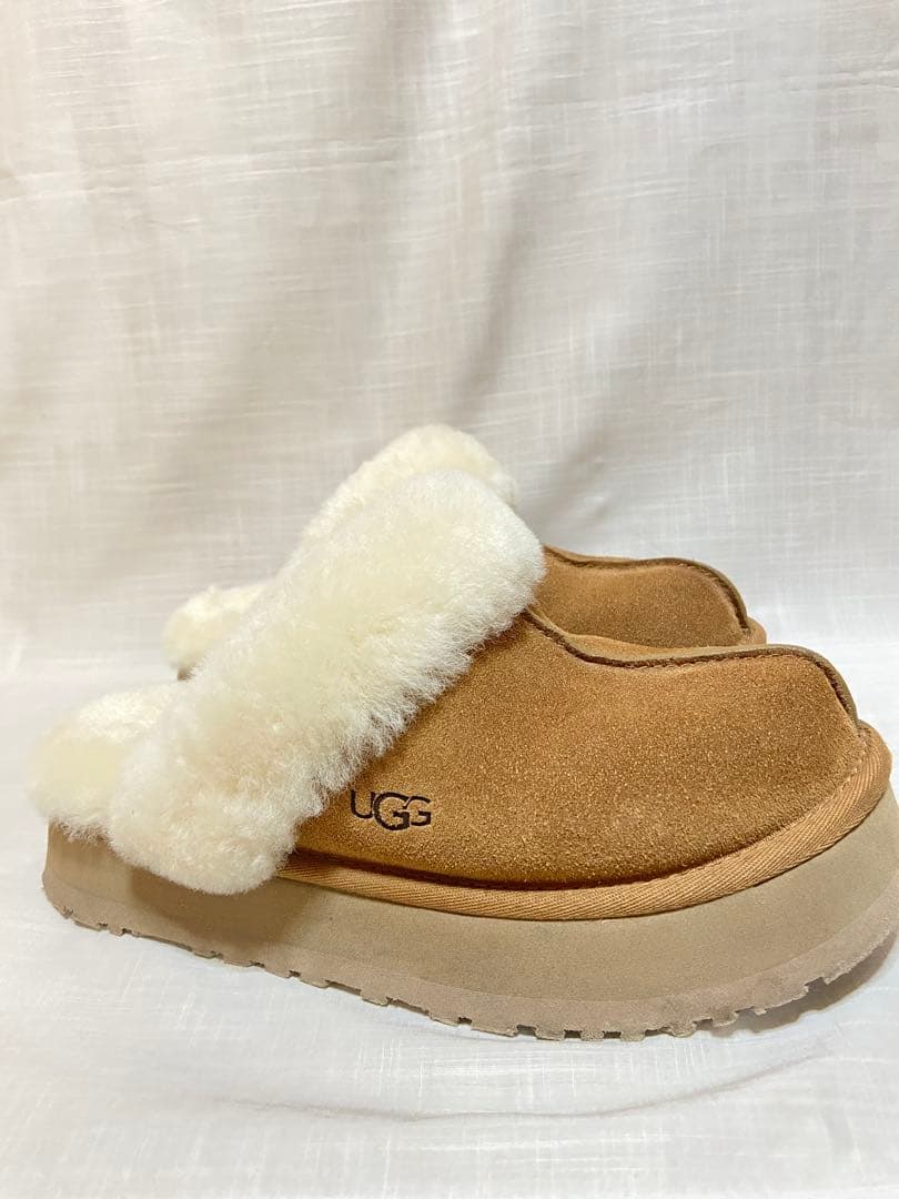 【値下げ】UGG アグムートン スリッパ 厚底 サンダル ディスケット