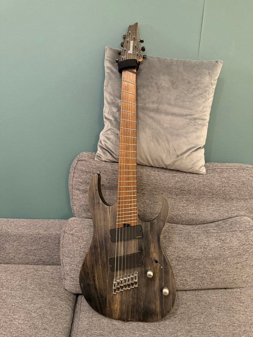 (限定価格金曜日まで)Ibanez RGIF7-BKS 7弦Iron Label