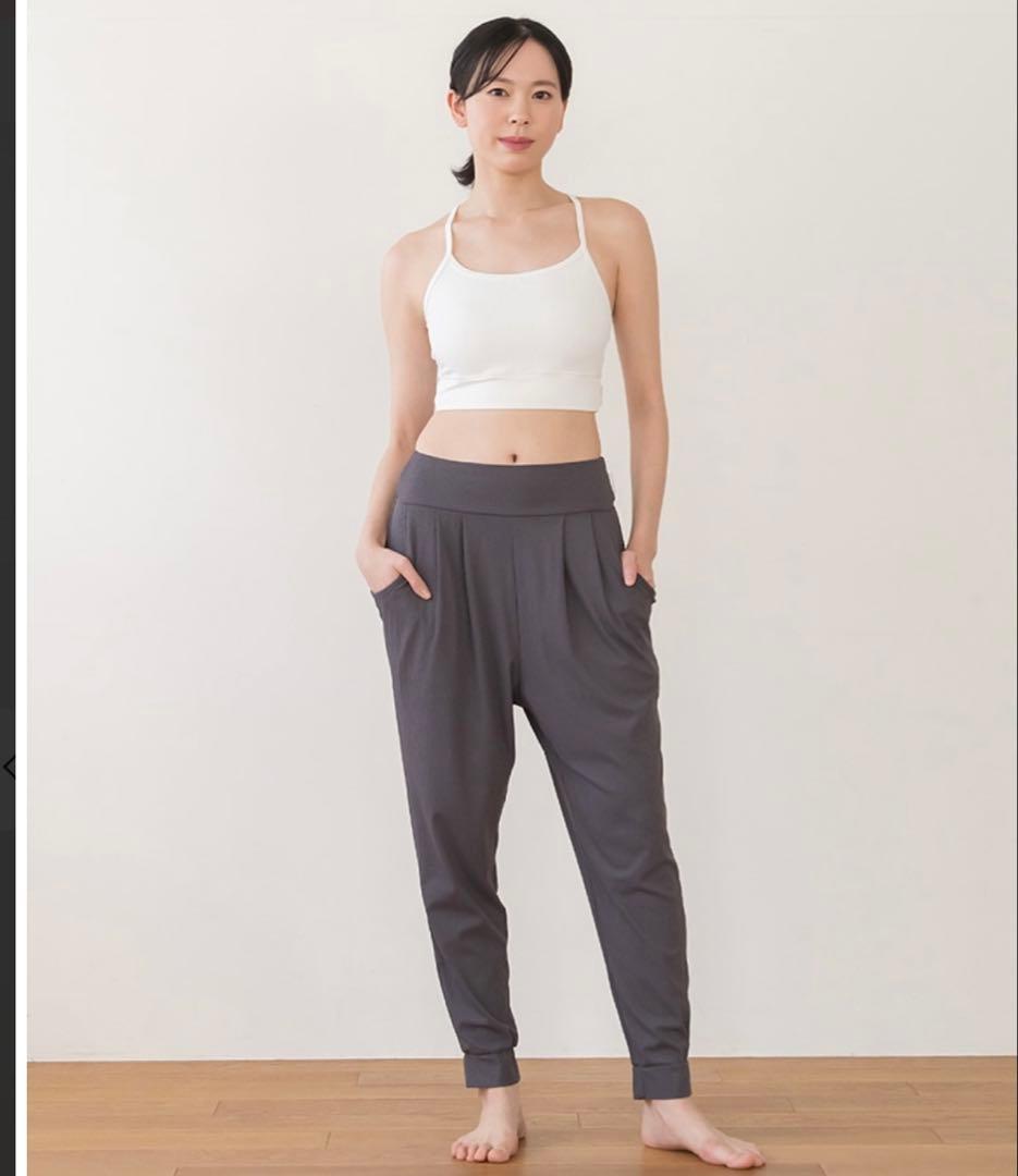 SUKALA リブヨギーニパンツ　チャコールグレー　M 新品