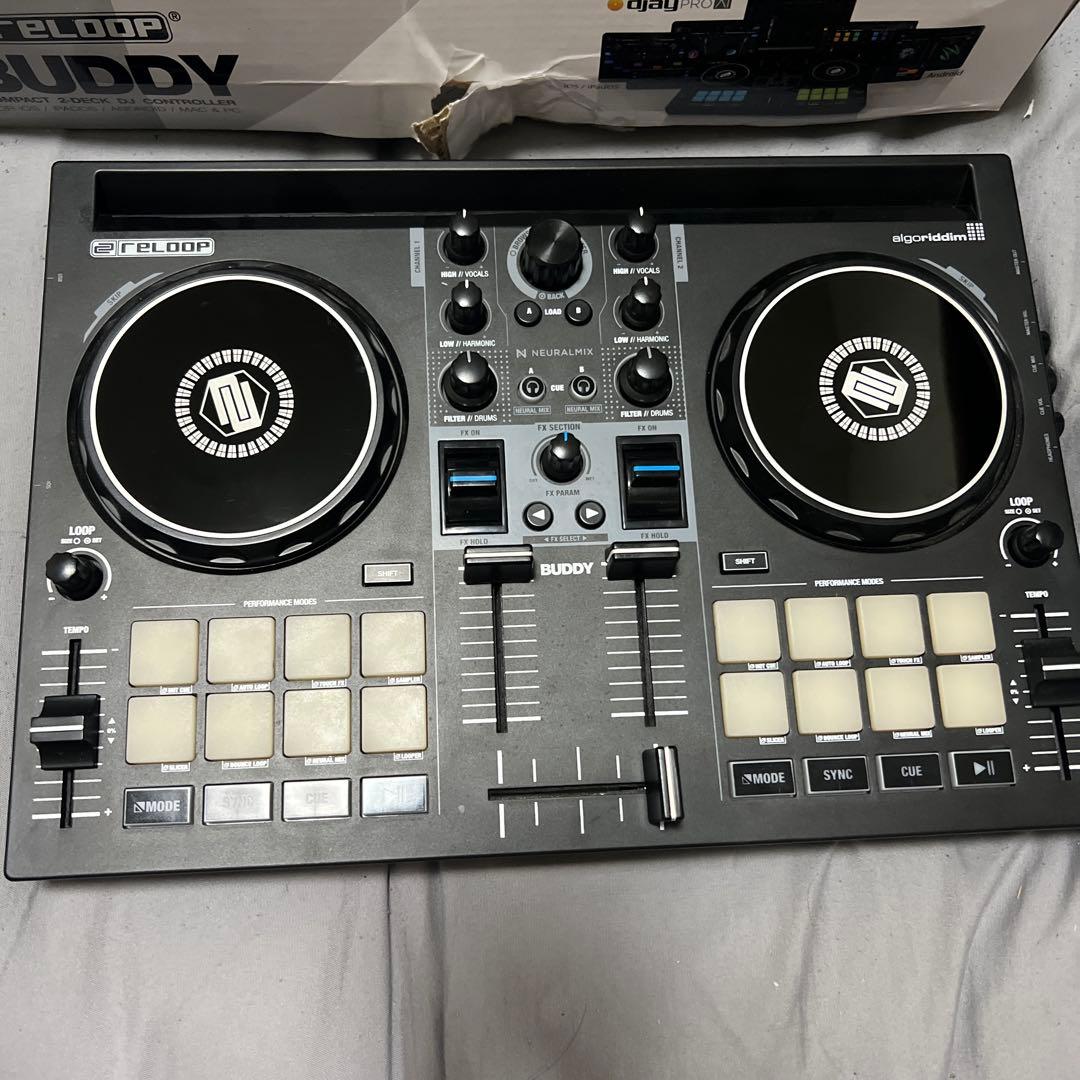 Reloop BUDDY DJコントローラー