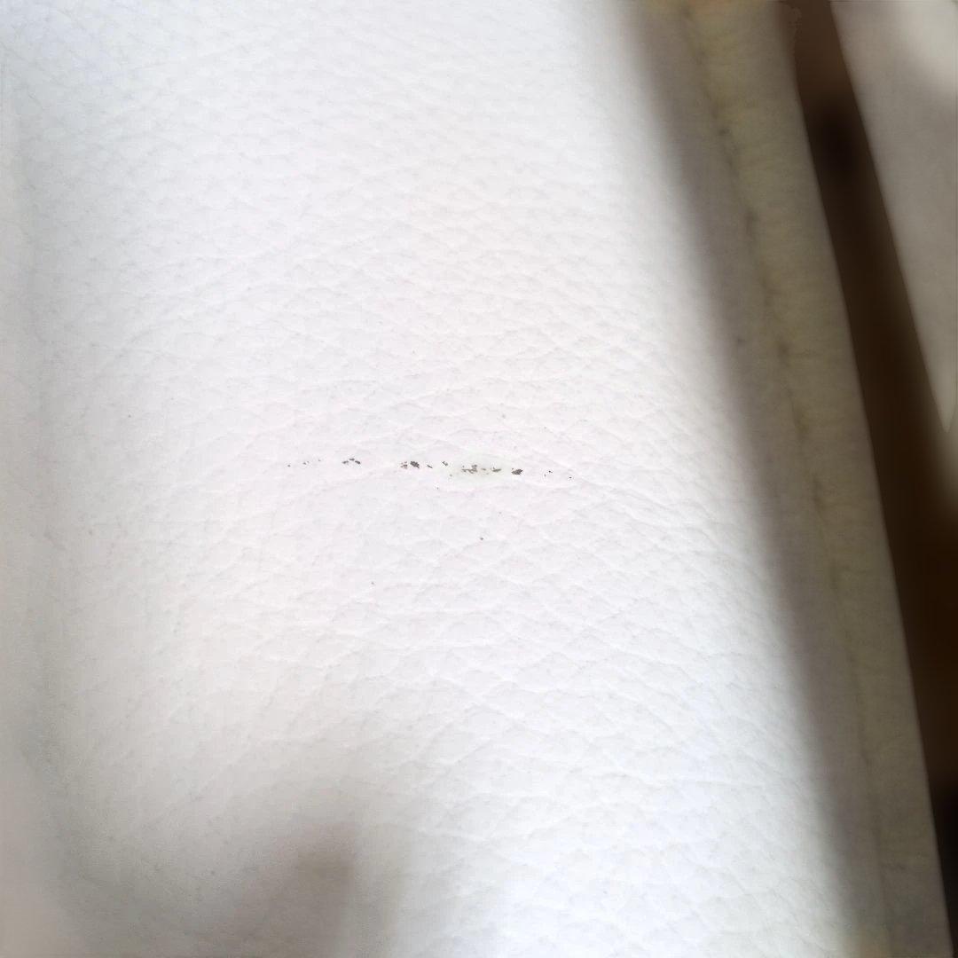 エコーネス　ホワイトレザーアームチェア