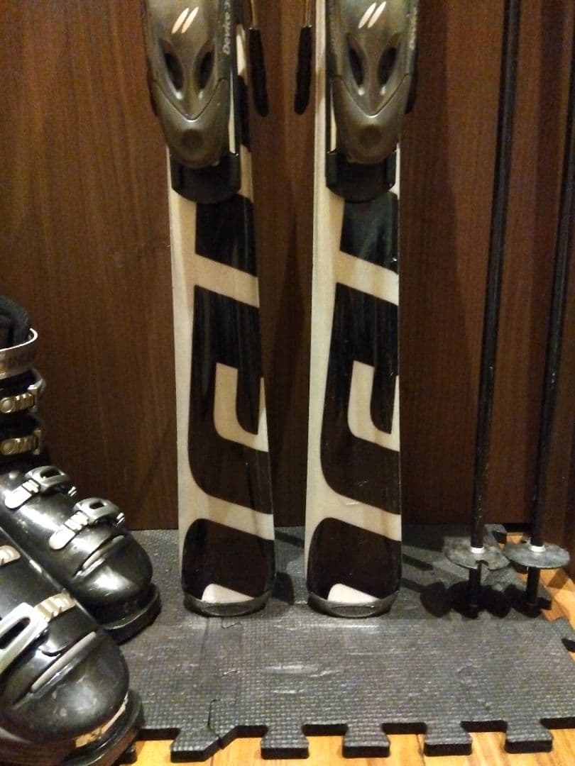 【送料無料】DYNAMIC 学生・男女兼用 スキーセット メンテ・WAX済み✔