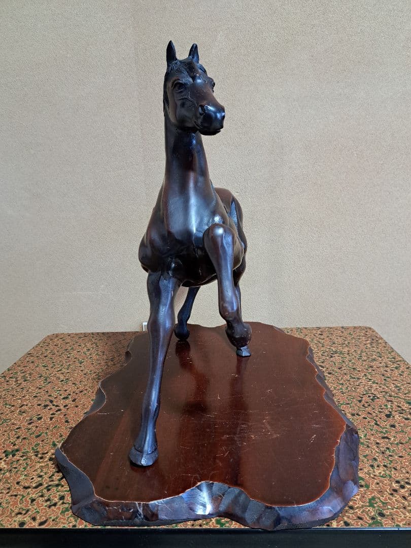 昭和《美術鋳物》駿馬の置物(大型) 木製台座付き