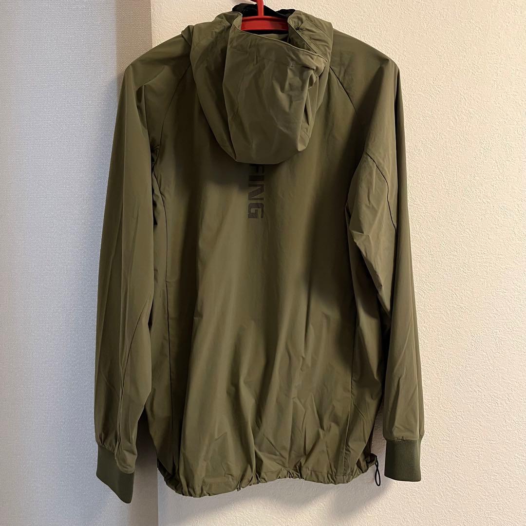 BRIEFING WIND HOODIEフード付きジャケット オリーブ　M