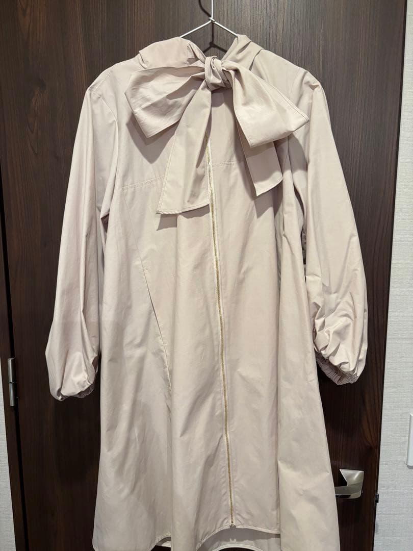 yori ビッグリボン　撥水　ロングパーカー　ベージュ　タグ付き　レインコート
