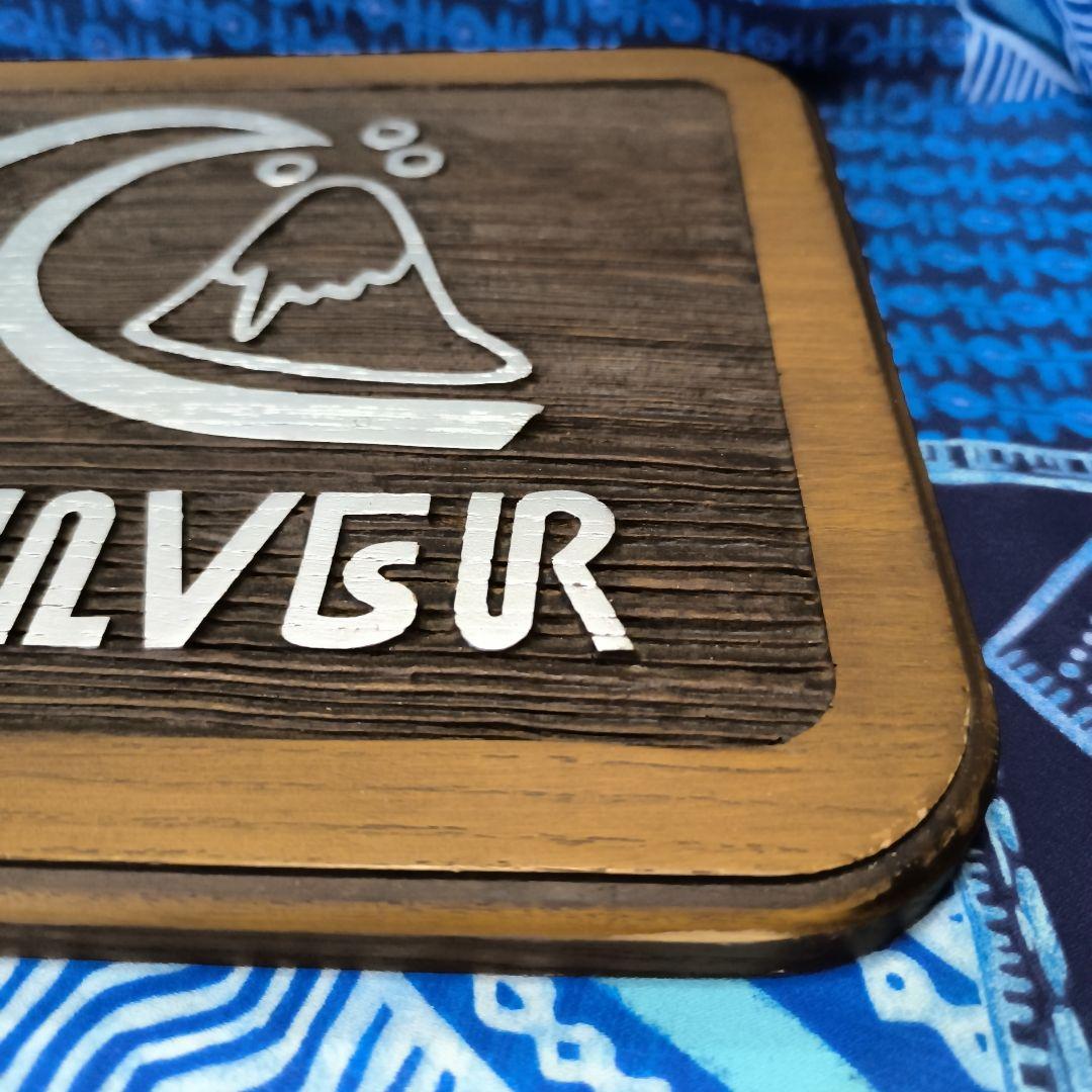 QUIRKSINVER 木製看板