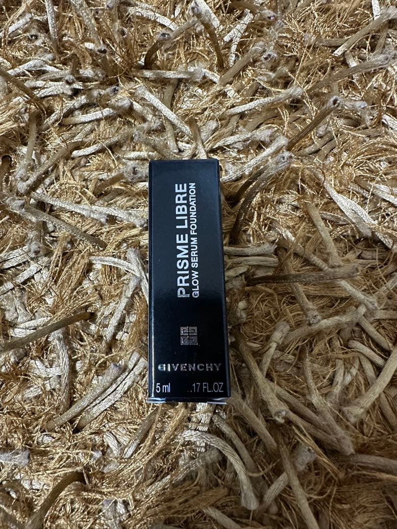 GIVENCHY ファンデーション30ml