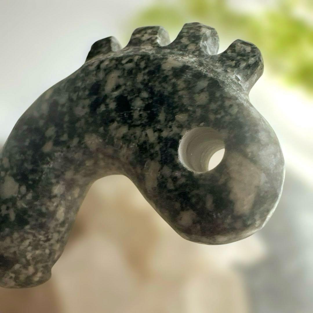 遠野霊石　願いを叶える龍神勾玉(光背)背ビレ切れ込み　獣型勾玉一ノ型