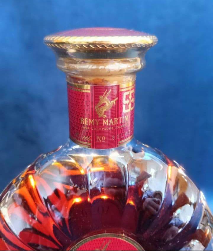 レミーマルタン　XO　エクセレンス　コニャック　グラス2点付き　古酒　ブランデー