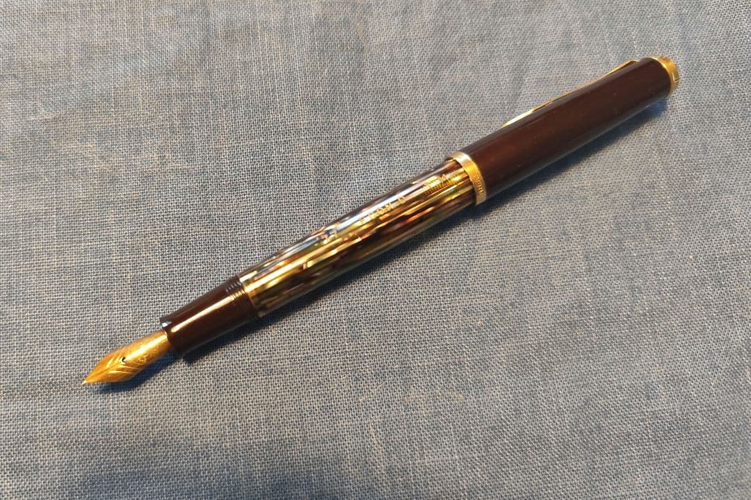 Pelikan ペリカン 万年筆 #400NN M&K 茶縞 M