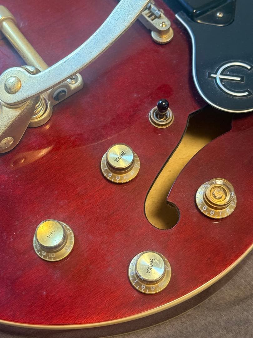 Epiphone Riviera p93 WR ギターケース付