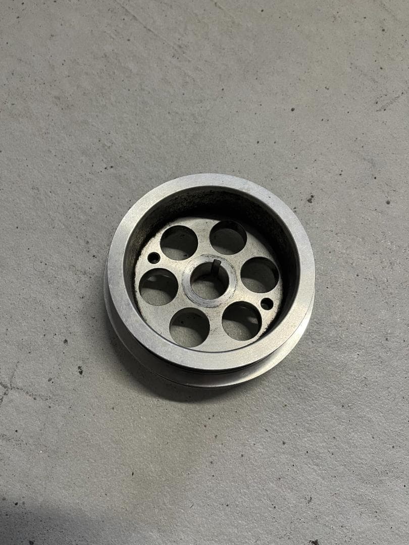 AE86　４AG用　軽量クランクプーリー　中古