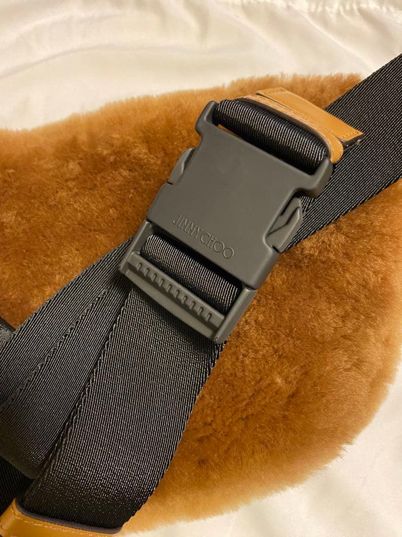 美品　ジミーチュウ　ボディバッグ　クロスボディ