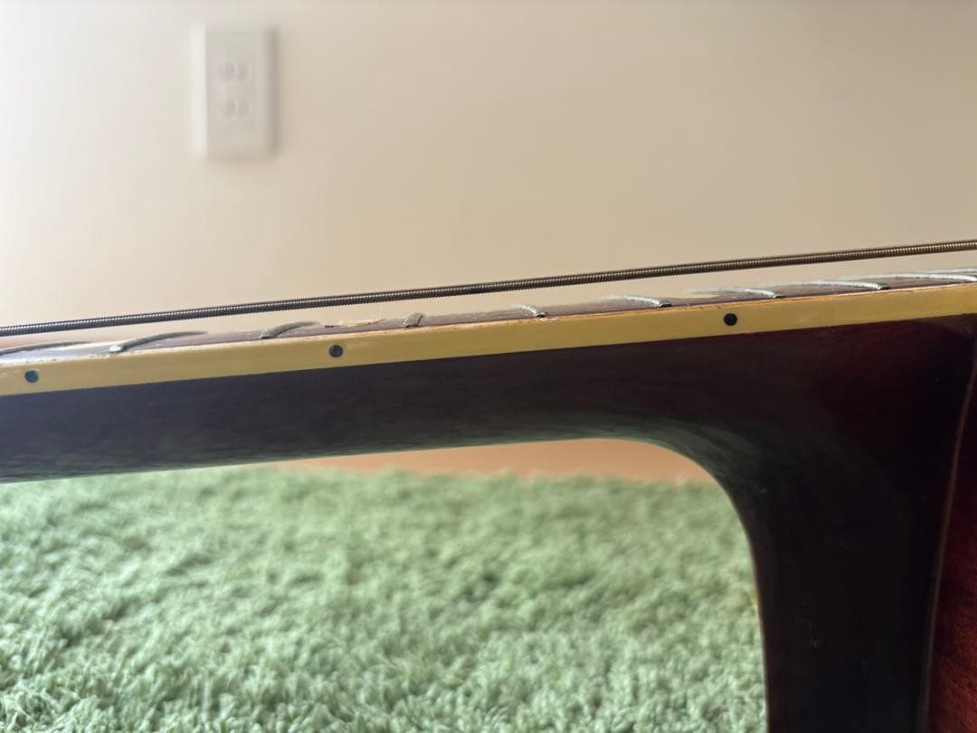 SUZUKI VIOLIN アコースティックギター