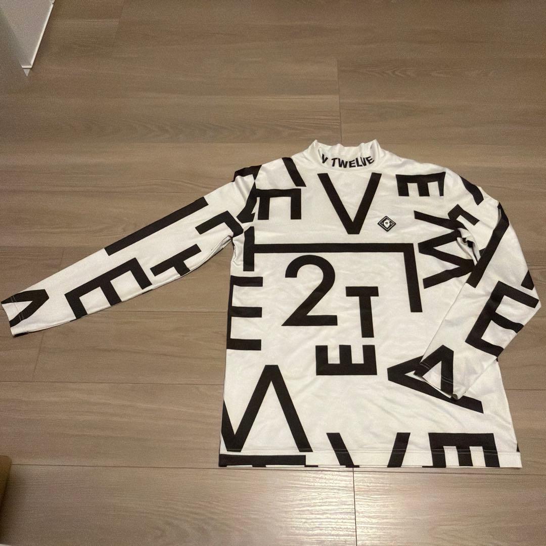 V12 ホワイトモックネックシャツ