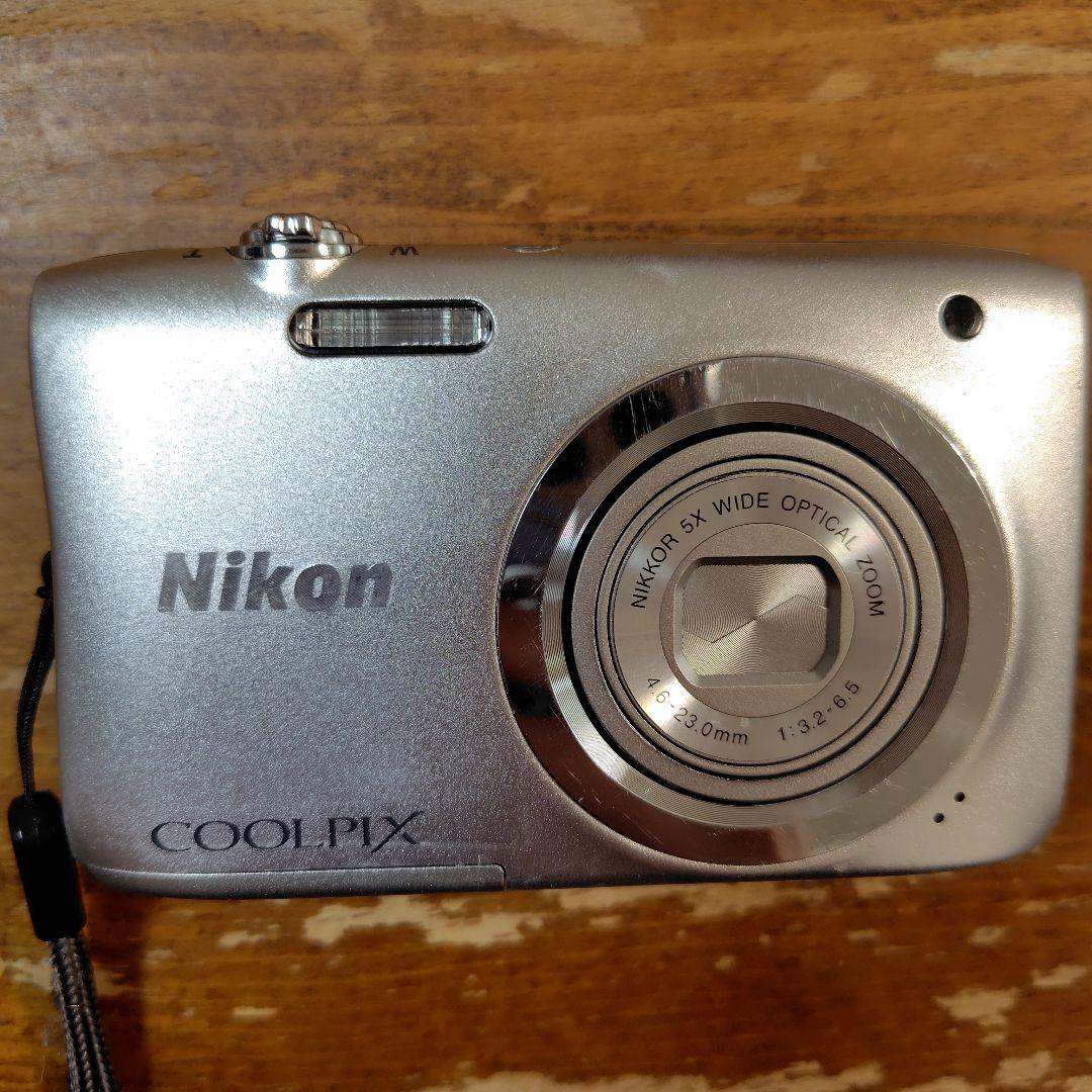 Nikon COOLPIX A100　 バッテリー、充電器、SDカード付き